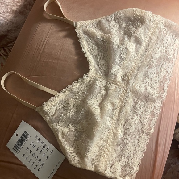 Brandy Melville Other - Lace Brandy Melville Bralette in Cream